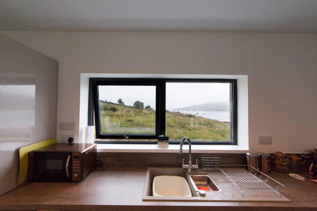 Beautiful Views From Right Above The Water Villa Dunan Eksteriør bilde